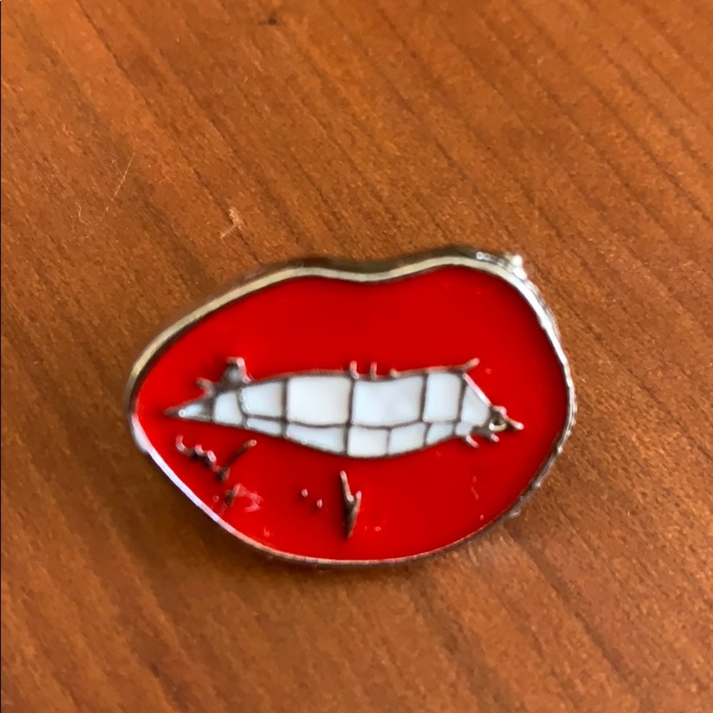 Pin